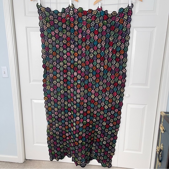 Vtg. Handmade Wool Floral Patchwork Afghan - Picture 6 of 15